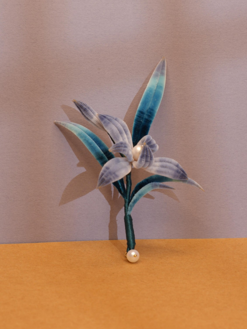 HandmadeRonghua—Elegant Orchid Brooch