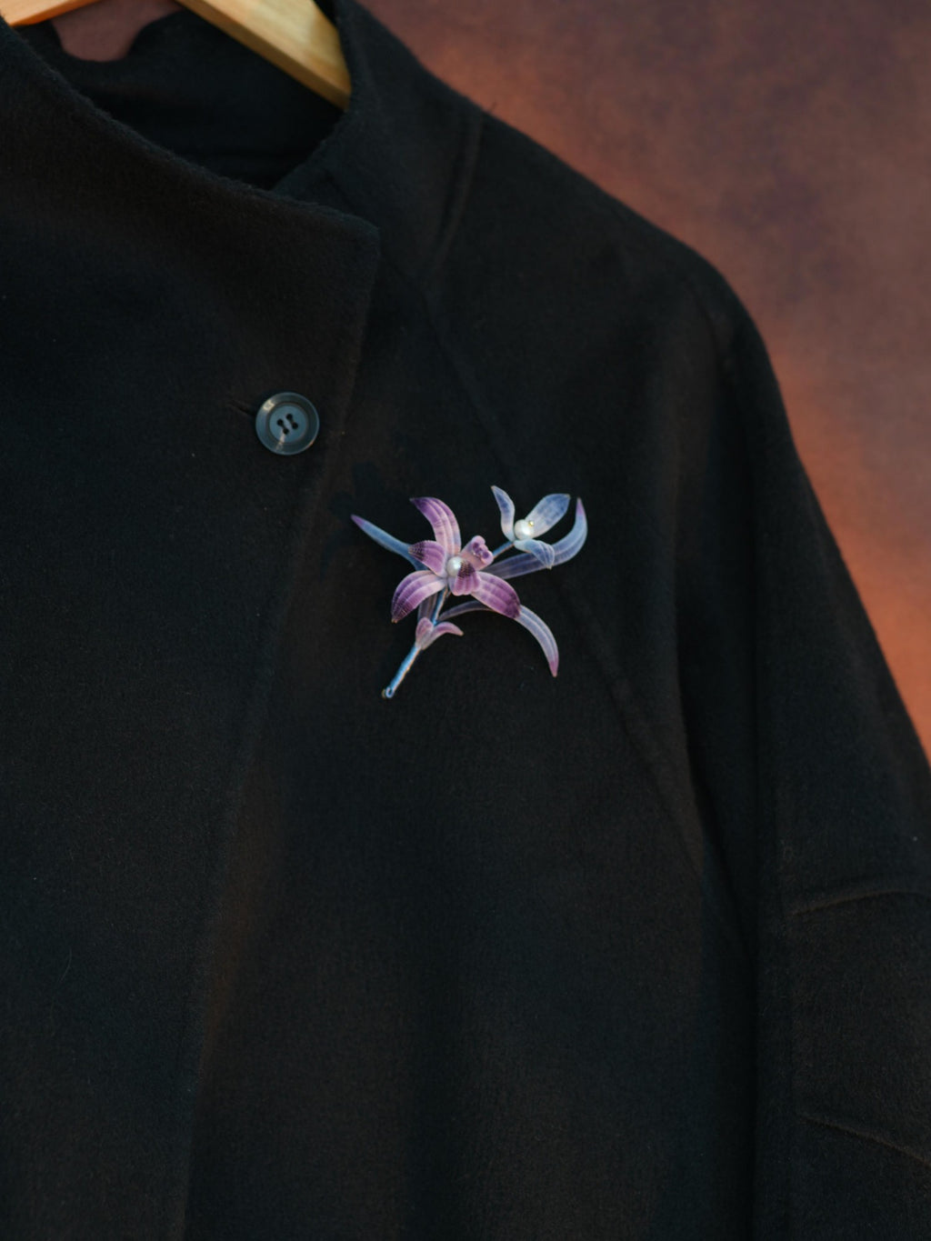 HandmadeRonghua—Elegant Orchid Brooch