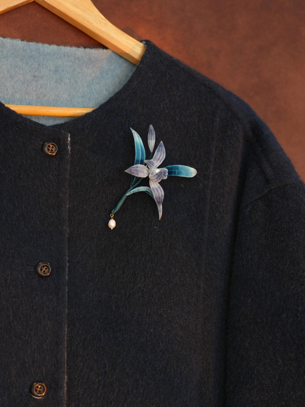HandmadeRonghua—Elegant Orchid Brooch