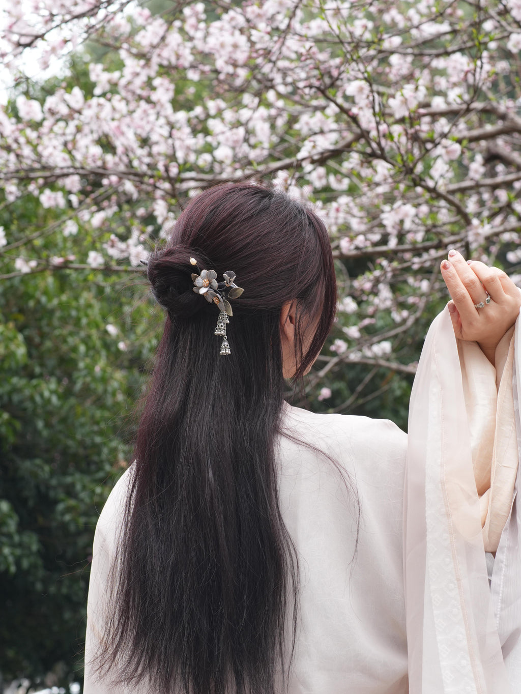 HandmadeRonghua—Pear Blossom