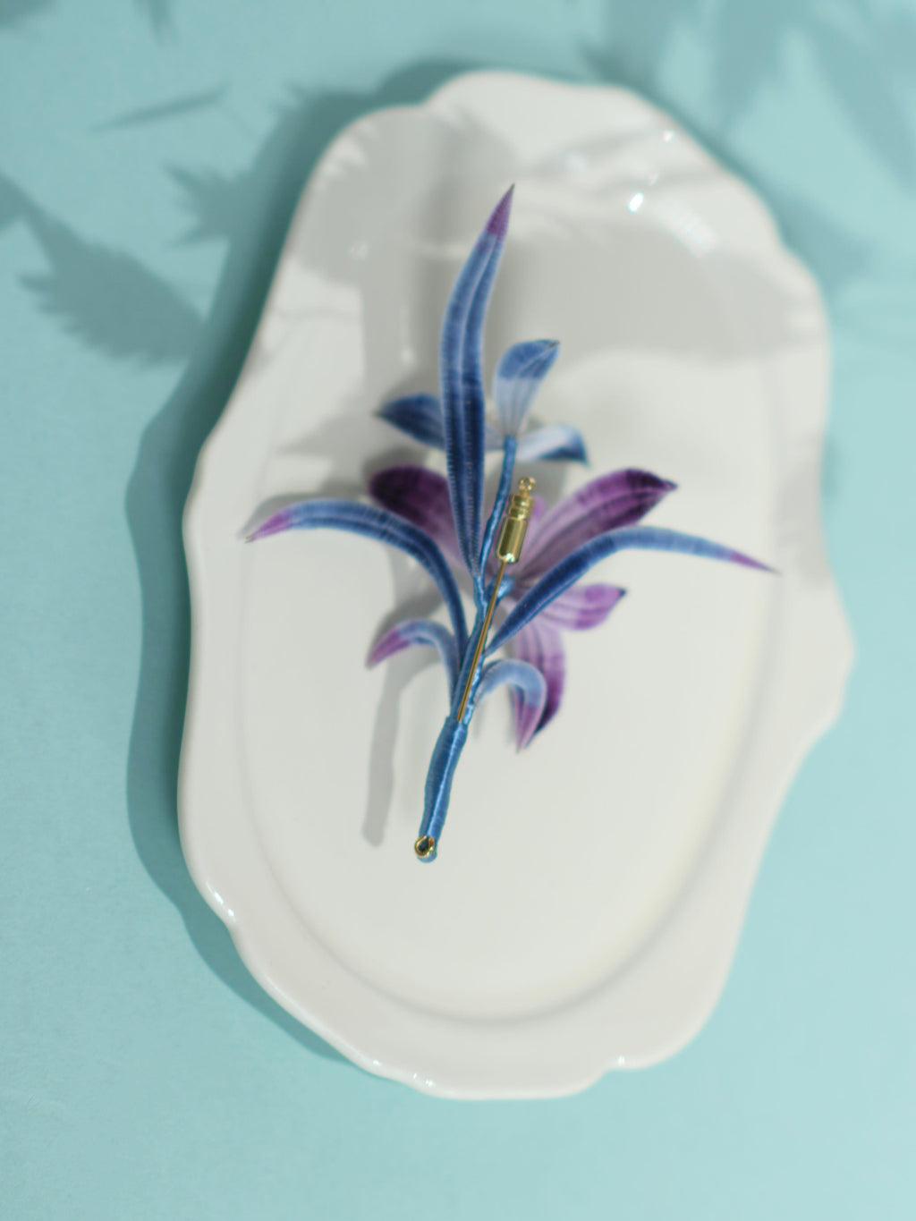 HandmadeRonghua—Elegant Orchid Brooch