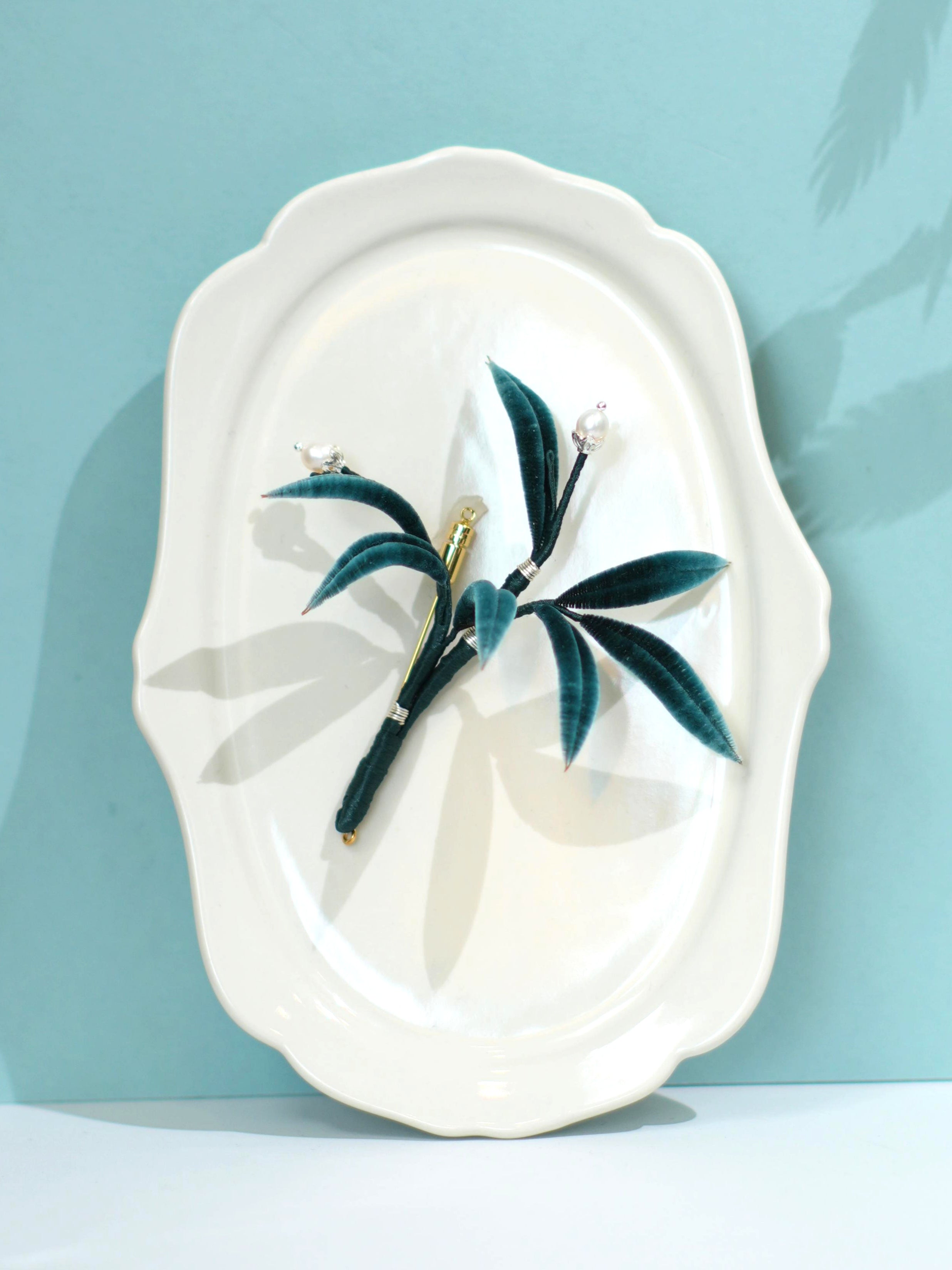 HandmadeRonghua—Pearl Bamboo Brooch