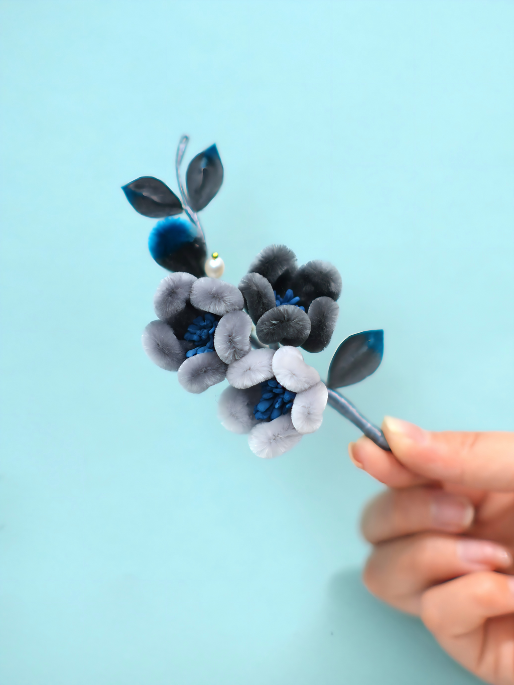 HandmadeRonghua—Cute Orchid Brooch