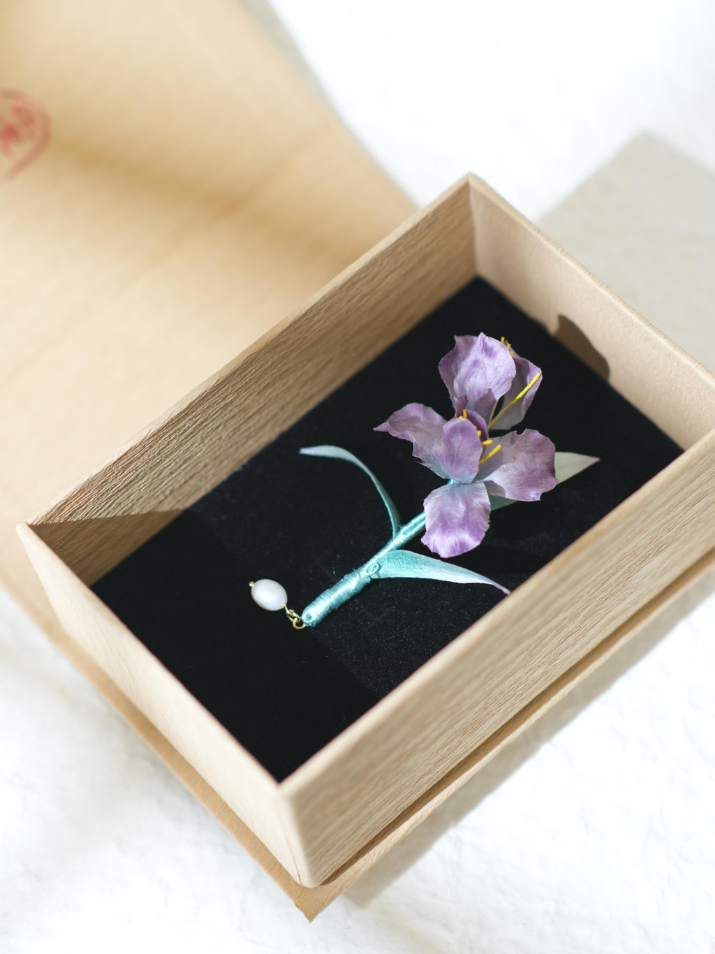 HandmadeRonghua—Color Iris Brooch