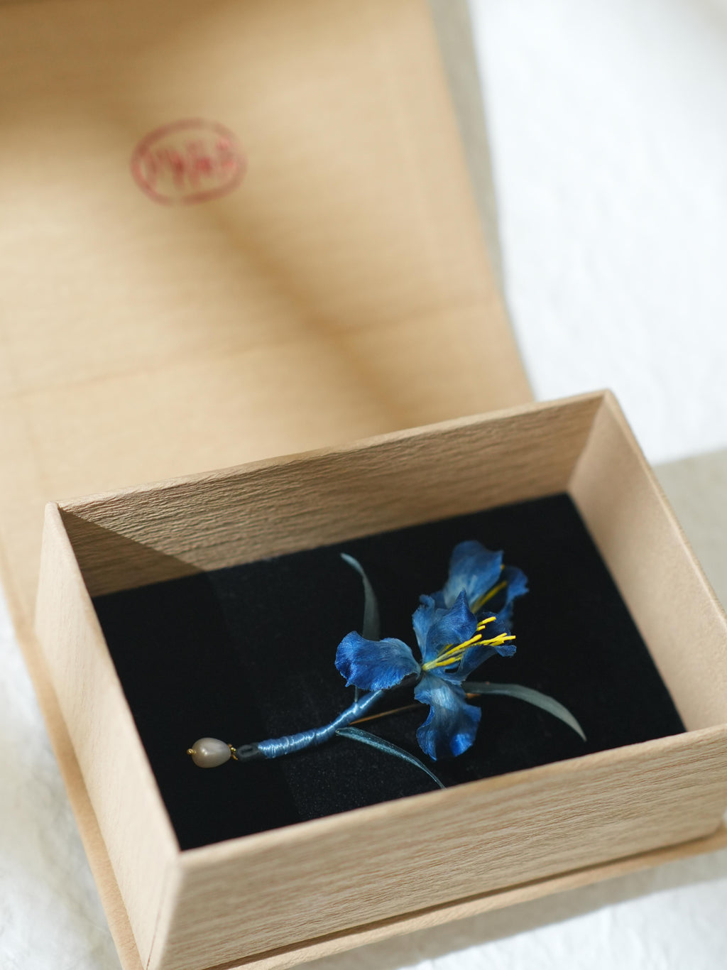 HandmadeRonghua—Color Iris Brooch