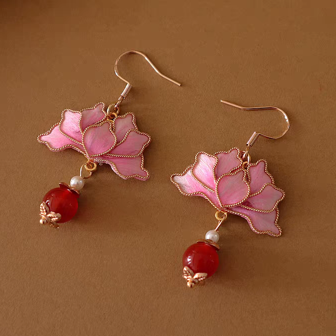 HandmadeRonghua—Colorful leaf earrings